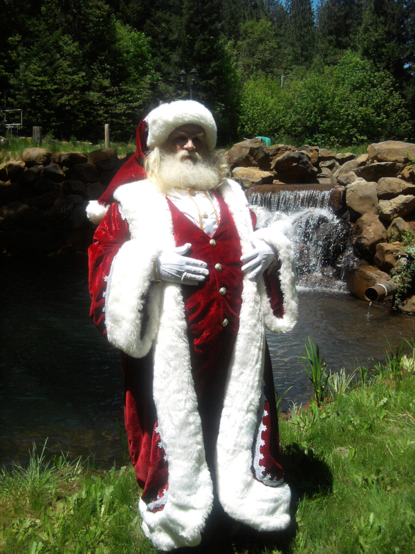 016-santa-claus-adeles-of-hollywood-professional-vest-shirt-combo-royal-robe-Kris-Nikolauson-2-po