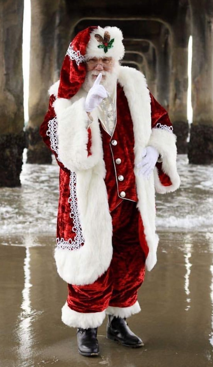 013-santa-claus-adeles-of-hollywood-professional-vest-shirt-combo-Greg-Ferguson-po