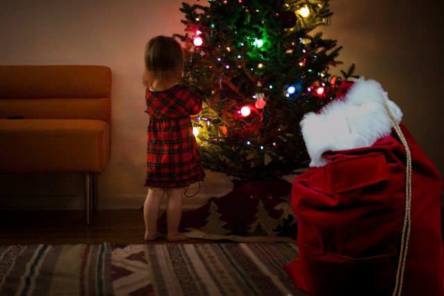 santa-claus-accessories-toy-bag-with-faux-fur-and-pocket-christmas-tree